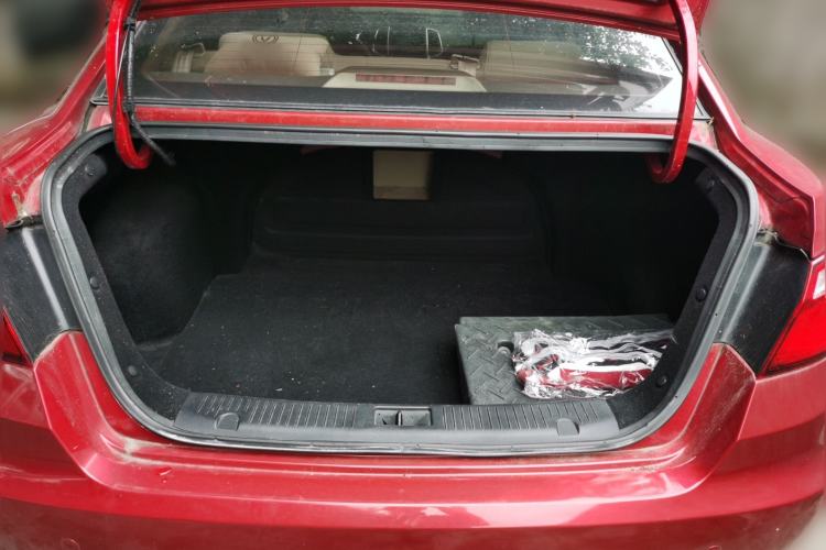 Used Changan Eado 2012 1.6L Manual Luxury Model China IV Standard
