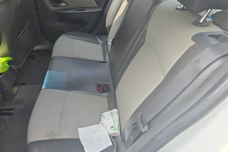 Used Chevrolet Cruze 2013 1.6L SL MT Left Rear Seat