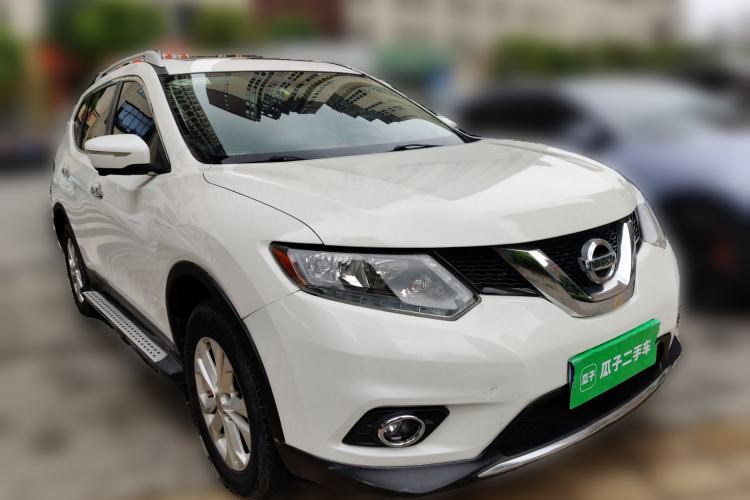 Used Nissan X-Trail 2014 2.0L CVT Comfort Edition 2WD Front Right 45 Deg