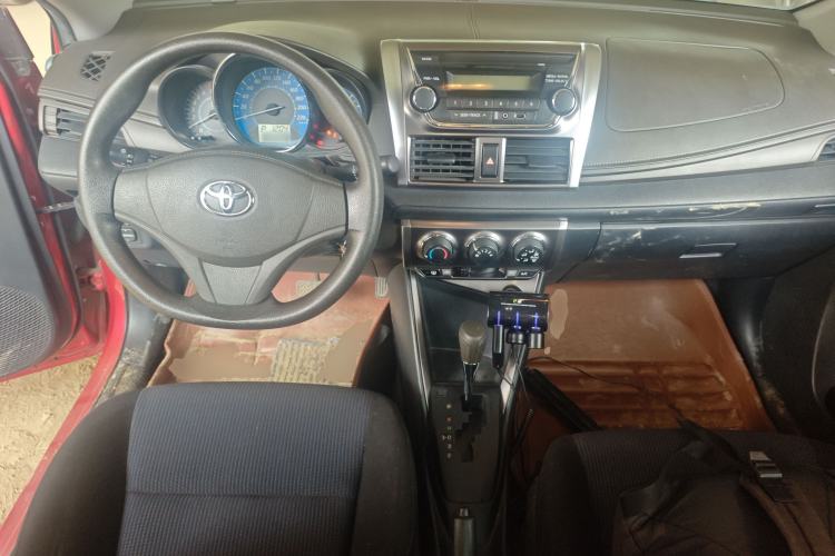 Used Toyota YARiS L Zhi Xuan 2014 1.3E Automatic Charm Edition
