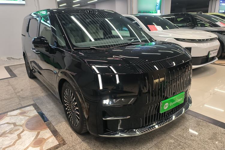 Used Zeekr 009 2024 7-Seater Walk-Through Version Four-Wheel Drive 108 kWh