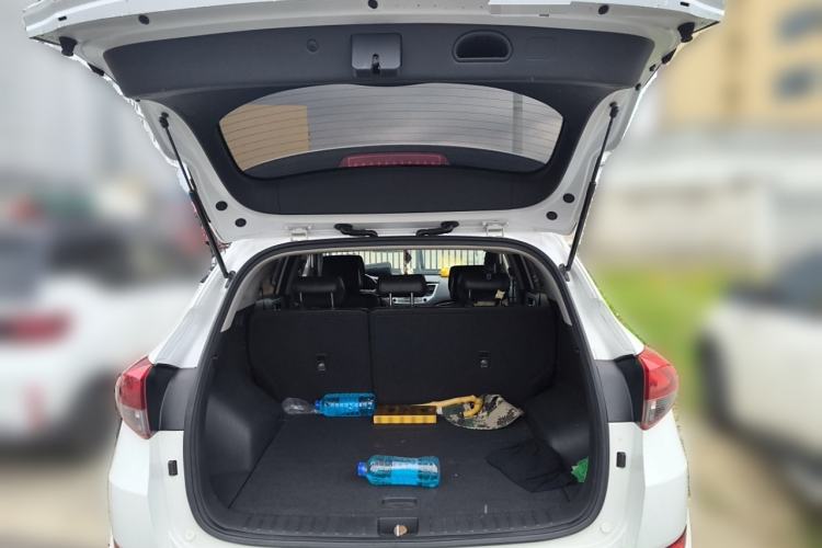 Used Hyundai Tucson 2018 1.6T Dual-Clutch Two-Wheel Drive 15th Anniversary Special Edition