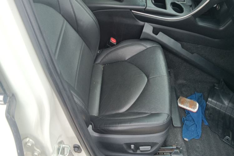 Used Toyota Avalon 2019 2.0L Luxury Edition China VI Standard