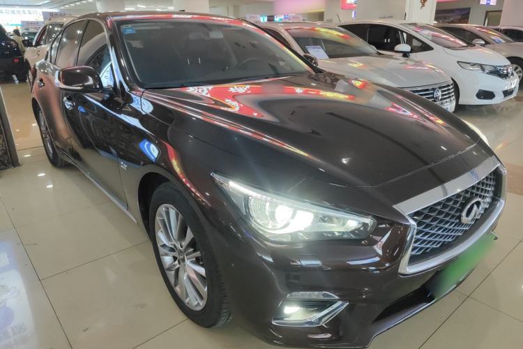 Used Infiniti Q50L 2018 2.0T Enjoyment Version China V Standard
