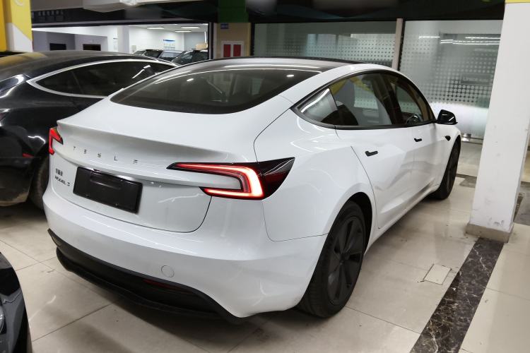 Used Tesla Model 3 2023 Rear-Wheel-Drive Version Rear Right 45 Deg