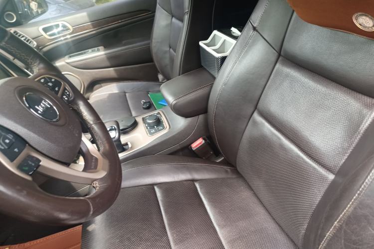 Used Jeep Grand Cherokee 2014 3.6L Flagship Prestige Edition
