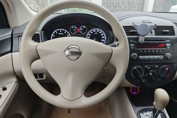 Used Nissan Tiida 2011 1.6L CVT Comfort Model Steering Wheel