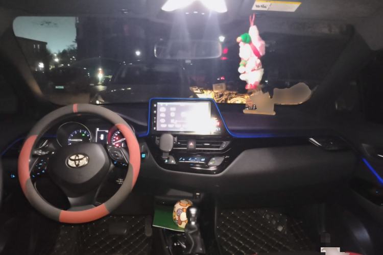 Used Toyota IZOA 2018 2.0L Yichi Edition China V Standard