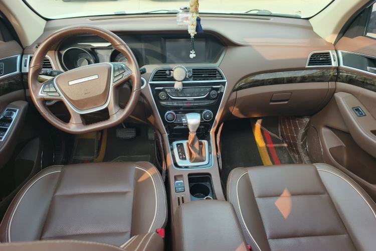 Used Leopaard CS10 2017 2.0T Automatic Urban Version
