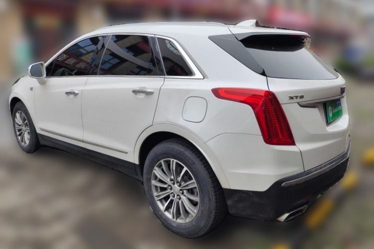 Used Cadillac XT5 2018 25T Luxury Model
