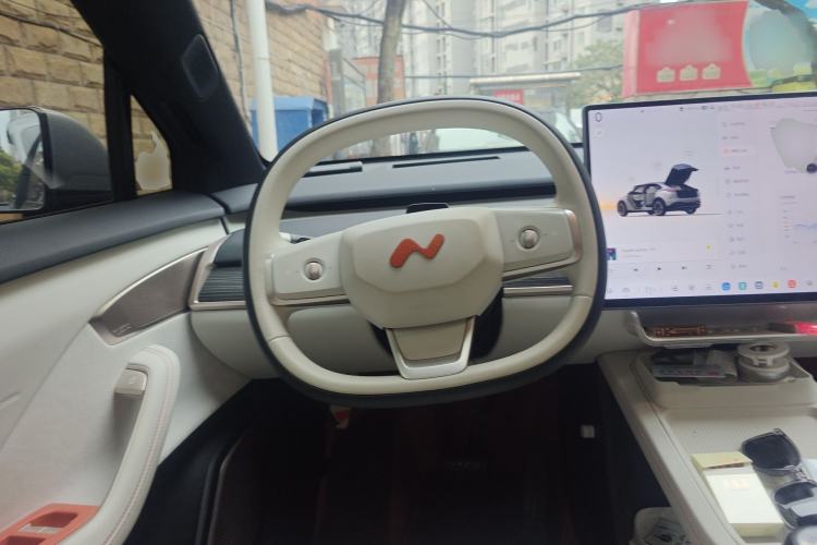 Used ONVO L60 2024 60 kWh Rear-Drive Version