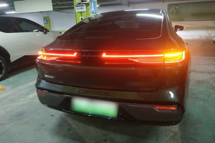 Used Geely Galaxy Galaxy 8 2025 130km EM-P Exploration Edition