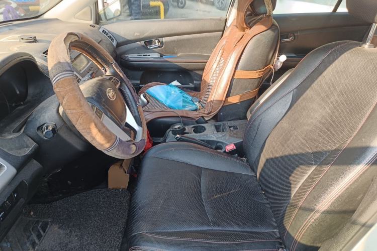 Used BYD S6 2014 2.0L Manual Luxury 5-Seater