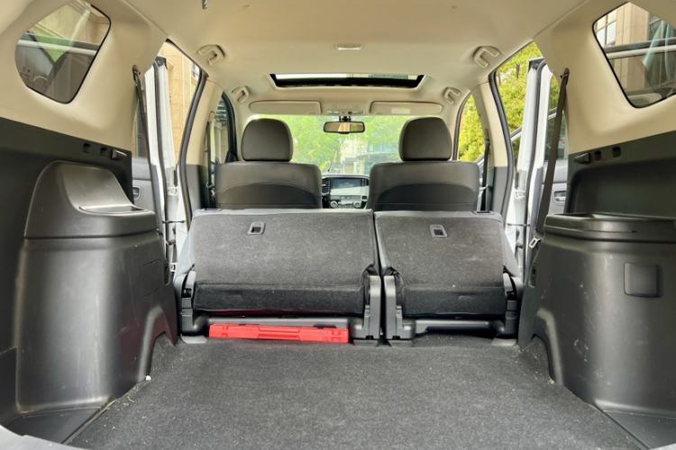 Used Mitsubishi Outlander 2020 2.0L Two-Wheel Drive Enjoyment Version 5 Seats Interior 2