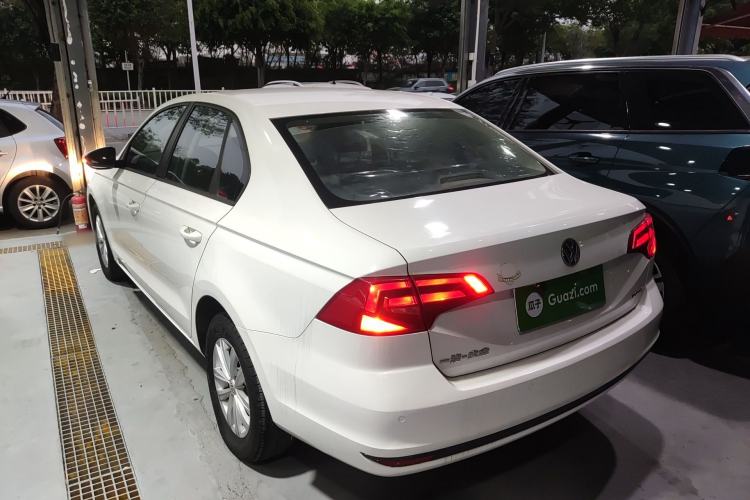 Used Volkswagen Bora 2016 1.6L Automatic Fashion Model
