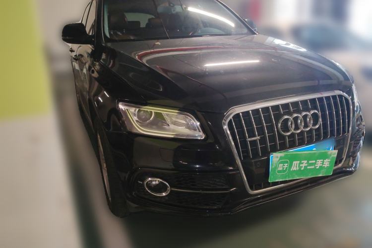 Used Audi Q5 2017 Plus 40 TFSI Ambition Model
