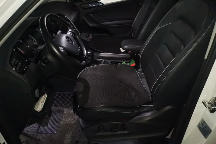 Used Volkswagen Tiguan L 2018 330TSI Automatic Two-Wheel Drive Flagship Edition Left Front Seat