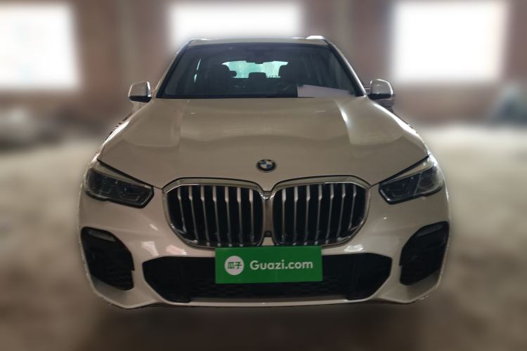 Used BMW X5 2019 xDrive40i Luxury Model with M Sport Package
