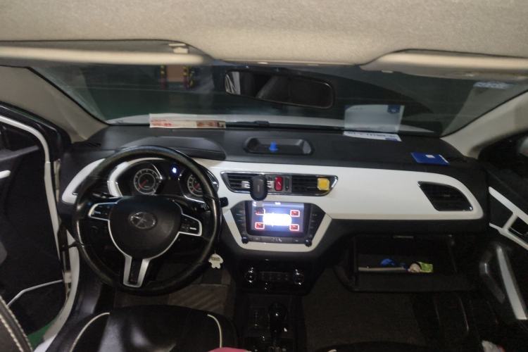 Used JAC Group Refine S2 2015 1.5L CVT Luxury Smart Version