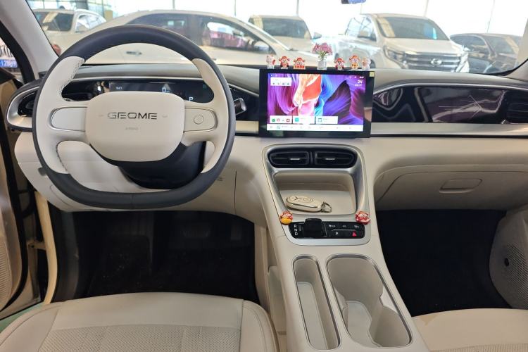 Used Geely Galaxy Geome 2025 310km Youth Edition Center Console