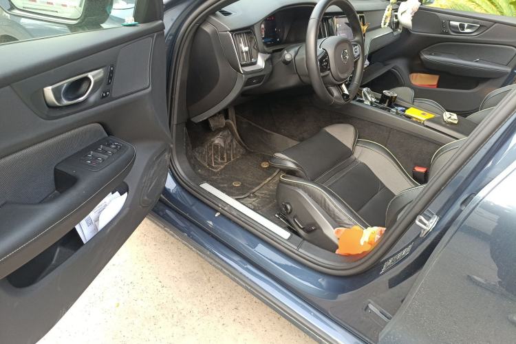 Used Volvo S60 2023 B4 Zhiyuan Sport Edition