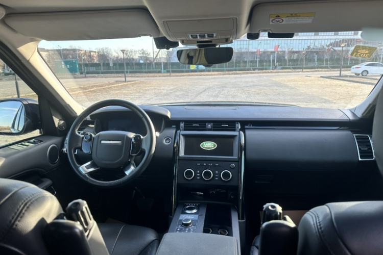 Used Land Rover Discovery 2019 3.0 SC V6 SE