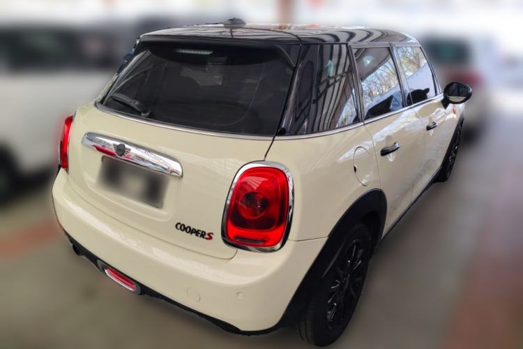 Used MINI 2016 1.5T COOPER Five-Door Edition Rear Right 45 Deg
