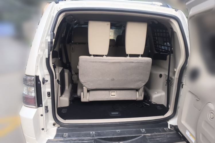 Used Mitsubishi Pajero 