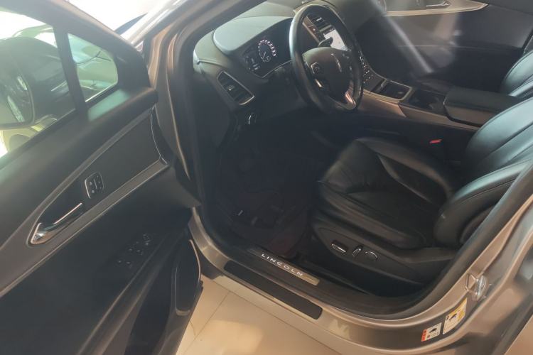 Used Lincoln MKX 2018 2.0T Two-Wheel Drive Deluxe Edition
