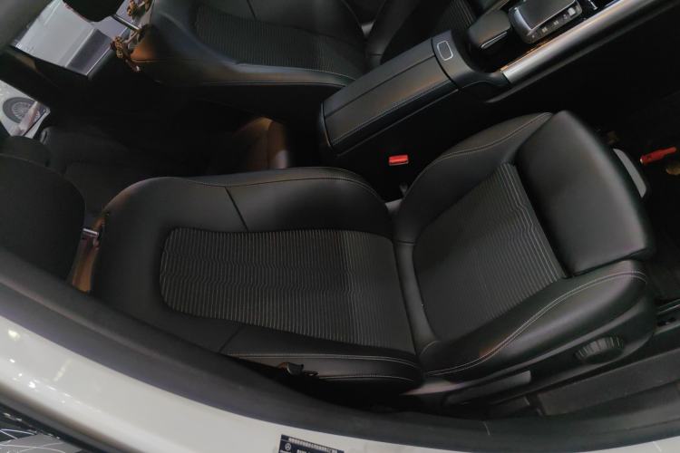 Used Mercedes-Benz B-Class 2021 B 180 Fashion Model Right Front Seat