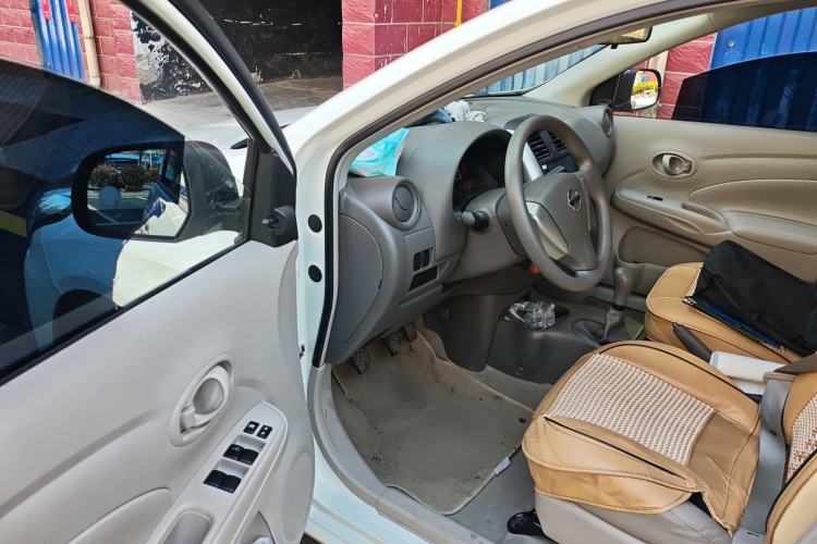 Used Nissan Sunny 2014 1.5XE Manual Comfort Edition
