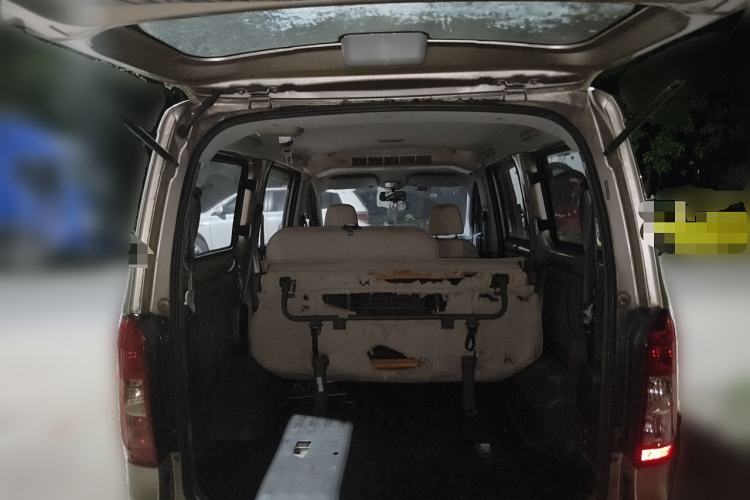 Used Wuling Rongguang V 2015 1.5L Base Version
