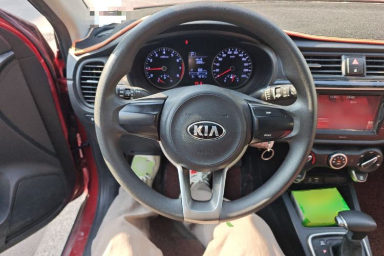 Used Kia KX Cross 2017 1.4L AT GLS