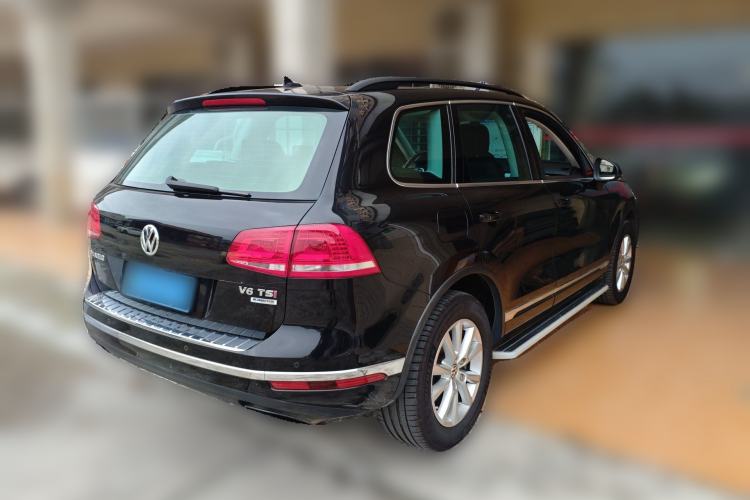 Used Volkswagen Touareg 2016 3.0 TSI Standard Version Rear Right 45 Deg
