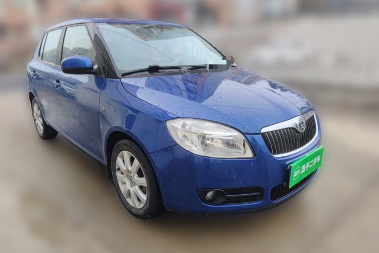 Used Skoda Fabia 2011 1.6L Automatic Crystal Edition