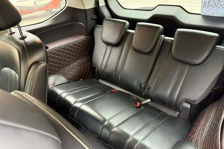 Used GAC Trumpchi M6 2023 PRO 270T DCT Luxury Edition Interior 3