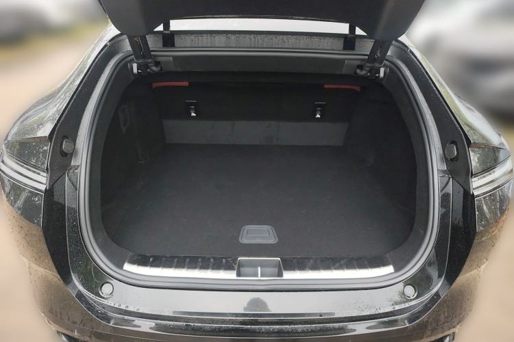 Used Avatr 12 2026 Ultra Pure-Electric All-Wheel-Drive Version Trunk