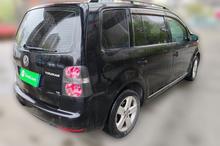 Used Volkswagen Touran 2013 1.4T Manual Comfort Edition 5-Seater Rear Right 45 Deg