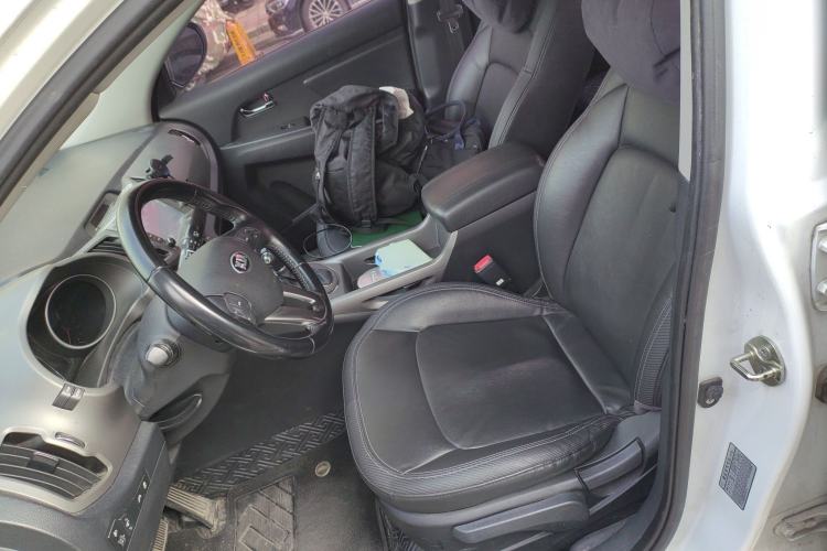 Used Kia Sportage R 2015 2.0L Automatic Two-Wheel Drive DLX Model