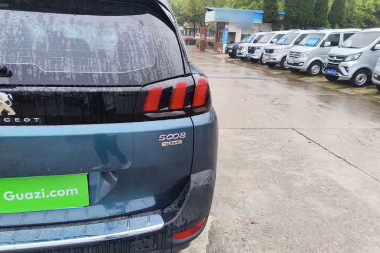 Used Peugeot 5008 2017 380THP 7-Seater Elite Edition Right Rear Taillight