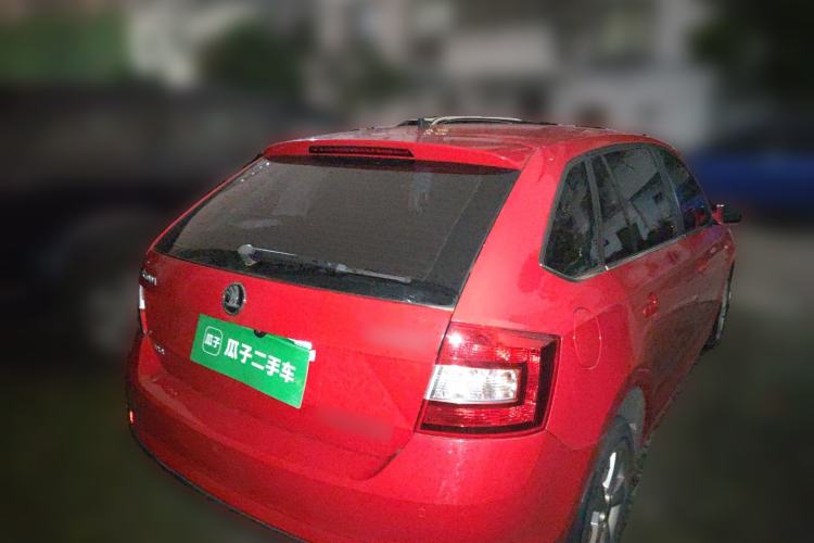 Used Skoda Rapid Spaceback 2016 Revised 1.6L Manual Chuanxing Edition Rear Right 45 Deg