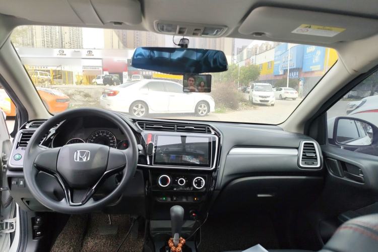 Used Honda Greiz 2016 1.5L CVT Fashion Edition
