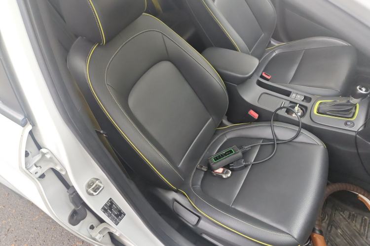 Used Hyundai ENCINO 2018 1.6T Dual-Clutch ZhiPao Edition China V Standard Right Front Seat