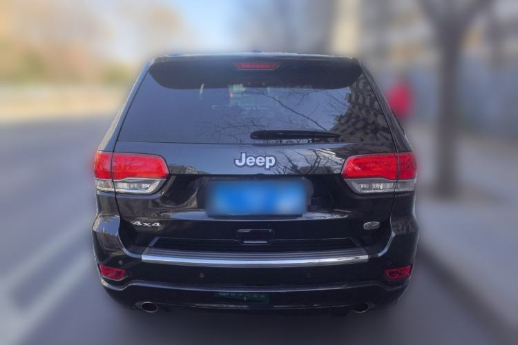 Used Jeep Grand Cherokee 2015 3.6L Luxury Navigation Edition
