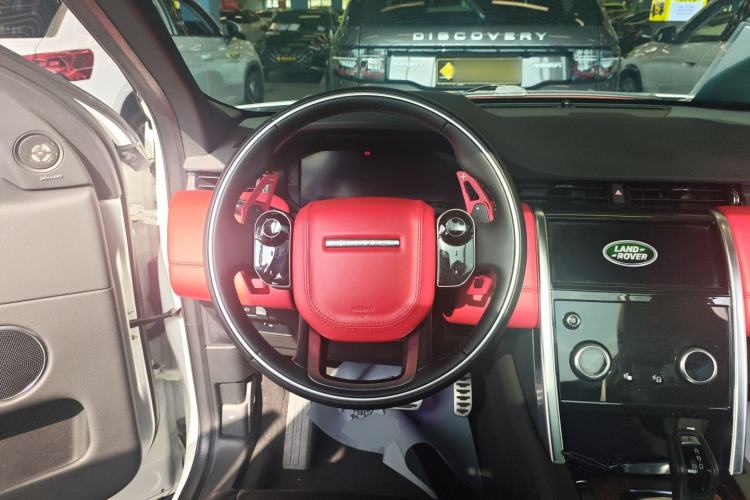 Used Land Rover Discovery Sport 2021 249 PS R-Dynamic SE Performance Tech Edition 5 Seats Steering Wheel