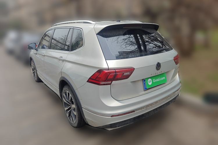 Used Volkswagen Tiguan L 2021 330TSI Automatic Two-Wheel Drive R-Line Enhanced Edition
