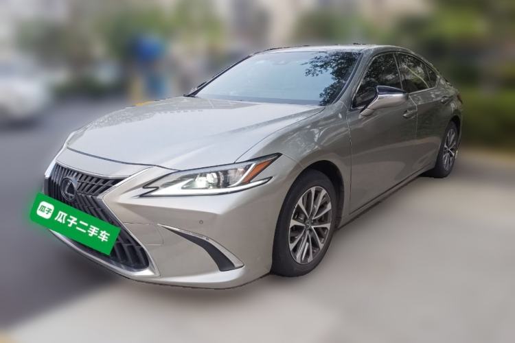 Used Lexus ES 2022 300h Excellence Edition