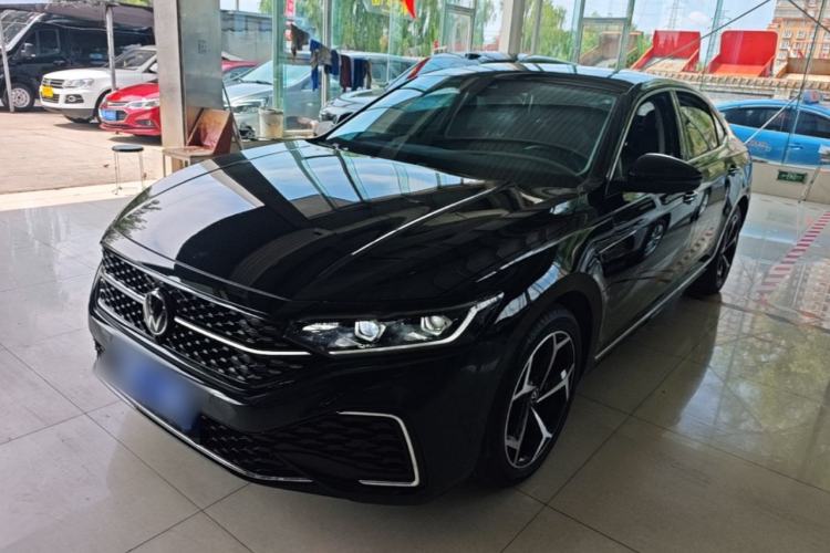 Used Volkswagen Passat 2023 330TSI Starry Luxury Edition