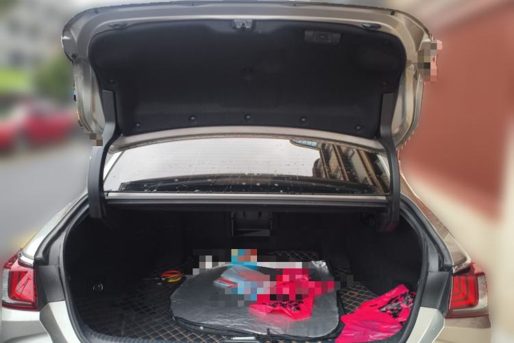 Used Lexus ES 2023 200 Excellence Edition
