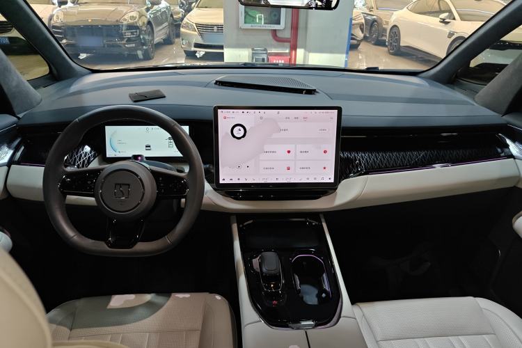 Used Zeekr 009 2022 WE Edition